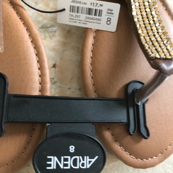 2/20🌻Ardene pretty bling sandal NWT Size 8 - Picture 3 of 4